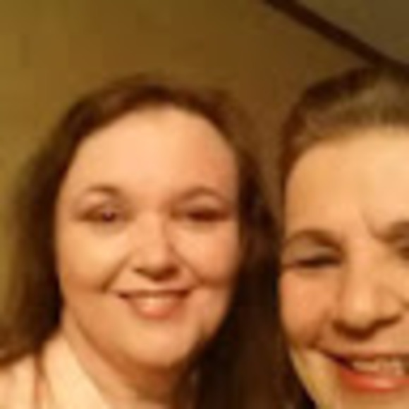 Meet your Posher, Terri - Picture 1 of 1
